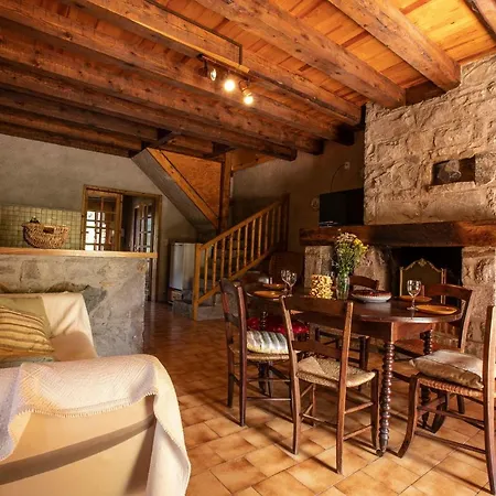 Bergeries De Costes Insolites En Forêt à 4x4 Et Chaînes Recommandés Par Temps De Neige, à 2km Des Remontées Mécaniques Сasa de vacaciones *