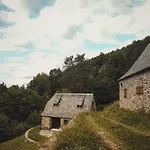 Semesterbostad Deux Bergeries Individuelles Renovees 4x4 Et Chaines Recommandes Par Temps De Neige, A 2km Des Remontees Mecaniques *