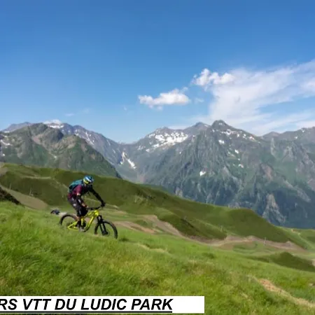 Hébergement de vacances Granges Lascostes Isolées Et Insolites En Montagne à Dans Les Hautes-pyrenees Du Dimanche Au Dimanche En Principe Néanmoins Pour Des Séjours Entre 4 Et 7 Nuits Contactez-nous Par La Messagerie