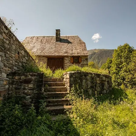 Granges Lascostes Isolées Et Insolites En Montagne à Dans Les Hautes-pyrenees Du Dimanche Au Dimanche En Principe Néanmoins Pour Des Séjours Entre 4 Et 7 Nuits Contactez-nous Par La Messagerie