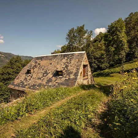 Granges Lascostes Isolées Et Insolites En Montagne à Dans Les Hautes-pyrenees Du Dimanche Au Dimanche En Principe Néanmoins Pour Des Séjours Entre 4 Et 7 Nuits Contactez-nous Par La Messagerie Hébergement de vacances *