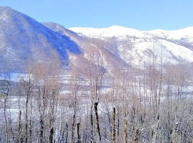 Bergeries De Costes Insolites En Forêt à 4x4 Et Chaînes Recommandés Par Temps De Neige, à 2km Des Remontées Mécaniques * Loudenvielle
